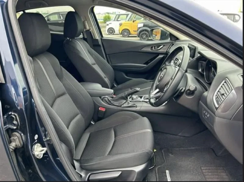 Mazda Axela 2017, фото 3