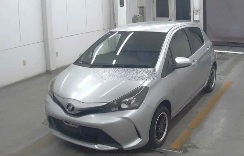 Toyota Vitz 2015